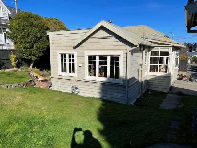 7 Lochiel Rd 2